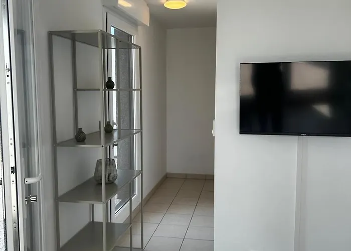 Apartment Renovated With 50 M2 Terrace *