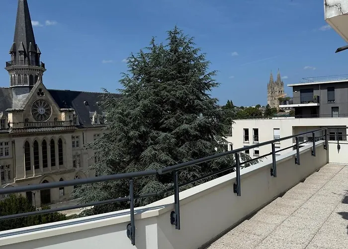 Renovated With 50 M2 Terrace Apartment Caen