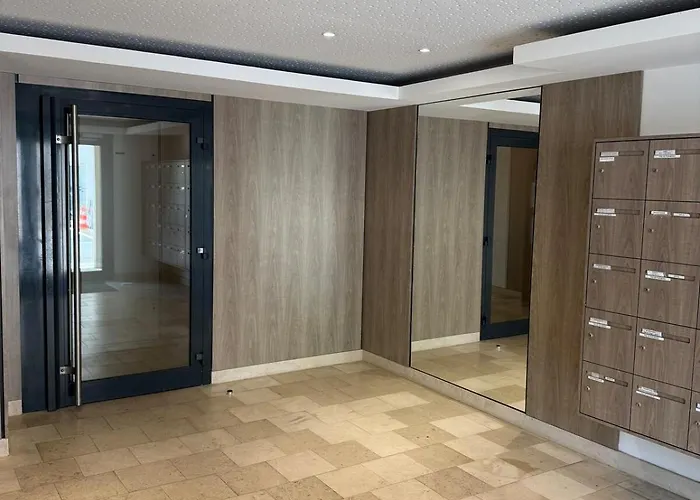 Apartamento Renovated With 50 M2 Terrace Caen